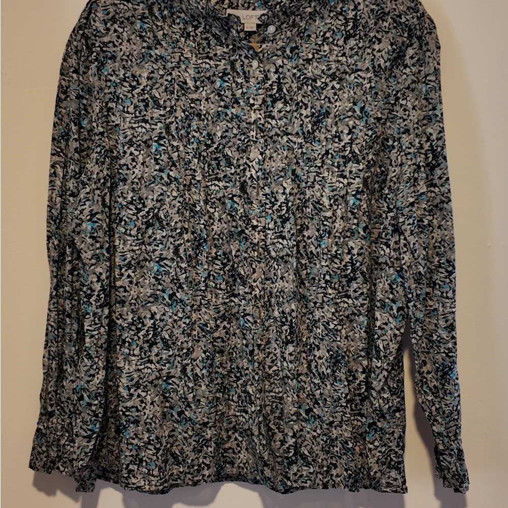 Ann Taylor LOFT Black Green Printed Pintuck Front Blouse Top Size XL Cotton